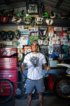 Mavic Deemax Pro 27.5 '' Front Wheel | Boost 15x110mm | Sam Hill Limited Edition -Mavic 14809645e908d9b8a7eb9.14565836