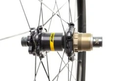 Mavic XA Pro Carbon Tubeless 27.5" Rear Wheel -Mavic WMT12015 PH2 03 scaled