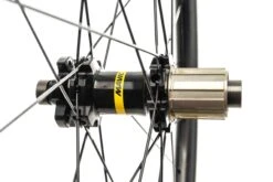 Mavic Crossmax Elite Carbon Tubeless 27.5" Rear Wheel 8 Mavic Crossmax Elite Carbon Tubeless 27.5" Rear Wheel -Mavic WMT12024 PH2 03 scaled