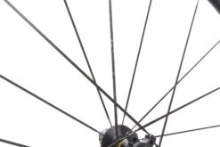 Mavic Ksyrium Elite Alloy Clincher 700c Wheelset 17 Mavic Ksyrium Elite Alloy Clincher 700c Wheelset -Mavic WRD11005 BJ 09