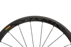 Mavic Cosmic Carbone 40 Carbon Clincher 700c Wheelset -Mavic WRD14474 PH2 06 scaled