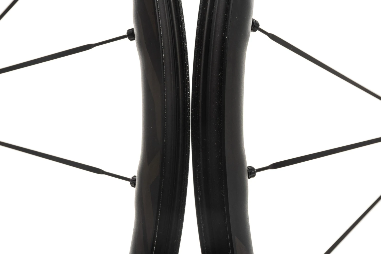 Mavic Ksyrium Elite Disc Allroad Aluminum Tubeless 700c Wheelset 5 Mavic Ksyrium Elite Disc Allroad Aluminum Tubeless 700c Wheelset - Image 5