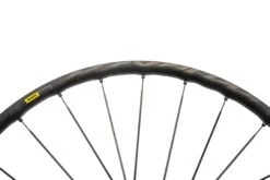 Mavic Ksyrium Elite Disc Allroad Aluminum Tubeless 700c Wheelset 14 Mavic Ksyrium Elite Disc Allroad Aluminum Tubeless 700c Wheelset -Mavic WRD14551 PH2 06 scaled