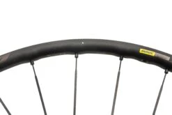 Mavic Ksyrium Elite Disc Allroad Aluminum Tubeless 700c Wheelset 16 Mavic Ksyrium Elite Disc Allroad Aluminum Tubeless 700c Wheelset -Mavic WRD14551 PH2 08 scaled