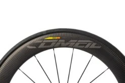 Mavic Comete Pro Carbon Tubeless 700c Front Wheel -Mavic WRD14996 PH2 05 scaled