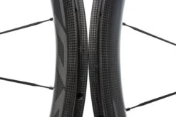 Mavic Cosmic Pro SL Carbon Tubular 700c Wheelset -Mavic WRD15542 PH2 05 scaled