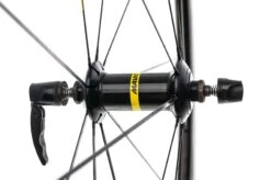 Mavic Cosmic Pro Carbon UST Tubeless 700c Wheelset -Mavic WRD15831 PH3 04 scaled