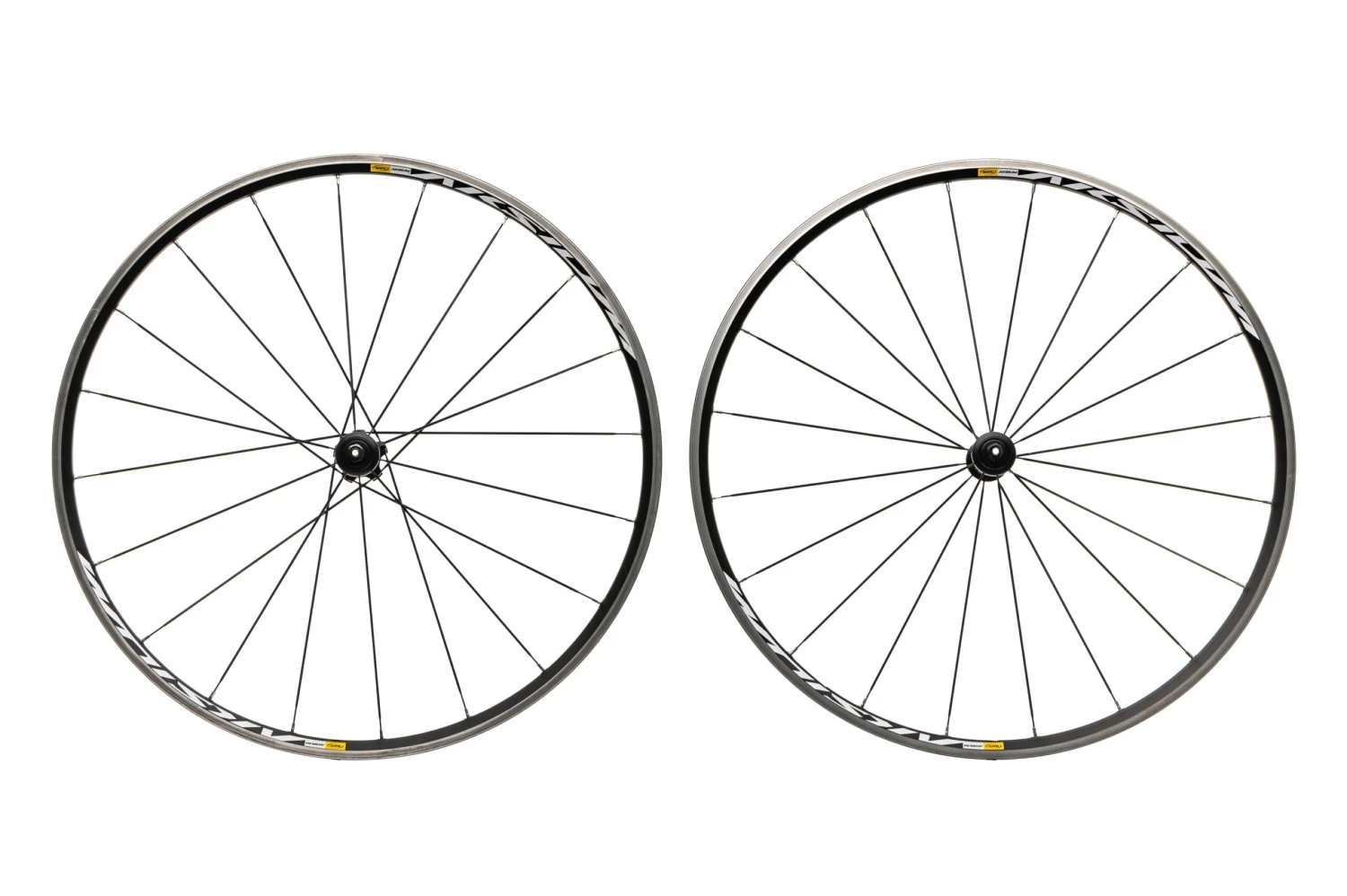 Mavic Aksium Aluminum Clincher 700c Wheelset 2 Mavic Aksium Aluminum Clincher 700c Wheelset - Image 2
