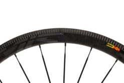 Mavic Cosmic Pro Carbon SL UST Tubeless 700c Rear Wheel 24 Mavic Cosmic Pro Carbon SL UST Tubeless 700c Rear Wheel -Mavic WRD18627 PH3 32 scaled