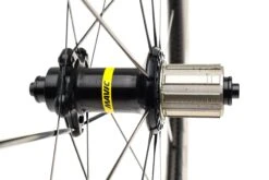 Mavic Comete Pro Carbon SL UST Carbon Tubeless 700c Rear Wheel -Mavic WRD18695 PH 3 scaled